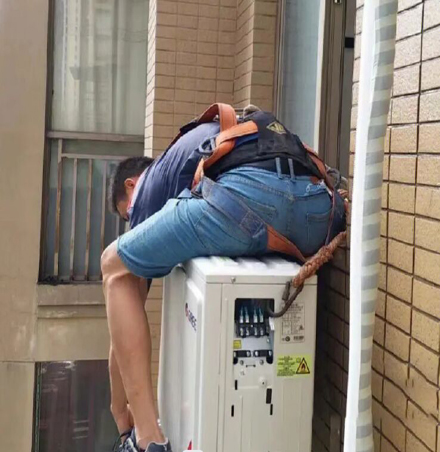梅列空调移机